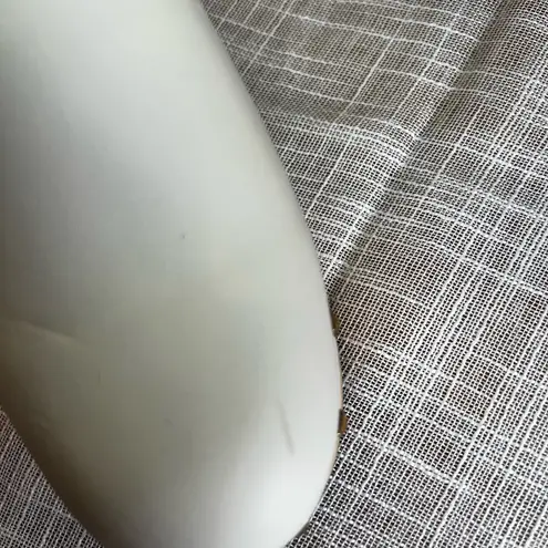 Steve Madden  Brooklyn Leather Clog Mules Cream Studded Wood Heel Sz 8 - Image 4