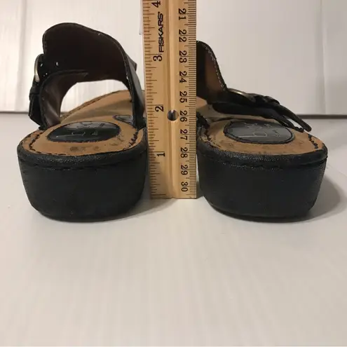 Born concept  black slide on Thong sandals size 7