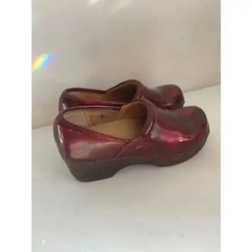 CLEARANCE Women's Melinda III GH Bass Red Clogs Size 6M EUC!