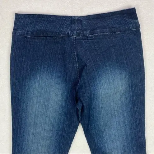 T’oui Stretch Dark Wash Denim Split Hem Flare Jean Blue Size undefined - Image 8