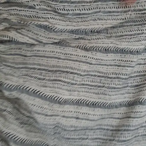 Cupshe  Black and White Patterned Romper Size Small New With Tags - Image 3