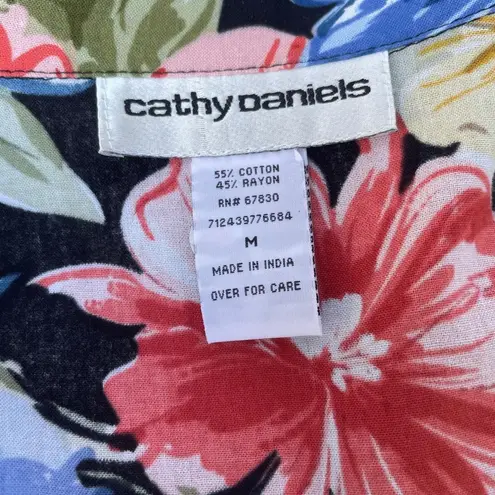 Cathy Daniels  Hawaiian short sleeve blouse