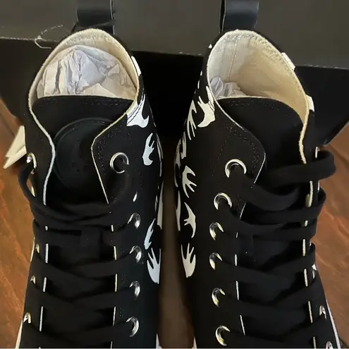 MCQ Alexander Queen Swallow Swarm Vulc High