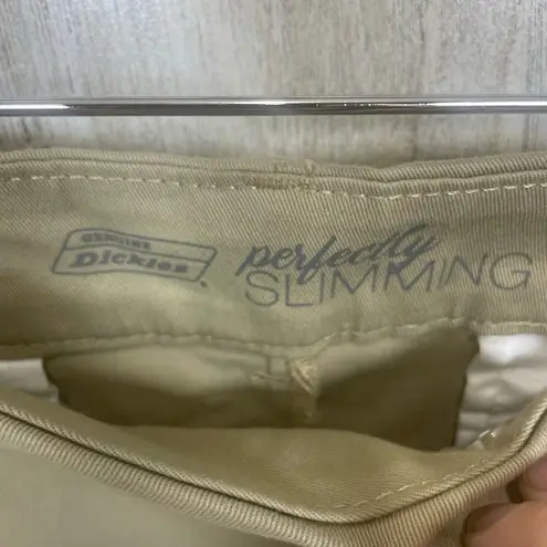 Dickies NWT Chino Pants Womens 16 REG Khaki Tan Slimming Casual Workwear