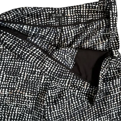 Nic+Zoe Like New Silky Drape Slacks Black Dot Pattern Size 10 Retail $128.00