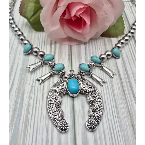 None NWOT Silver Tone & Faux Turquoise Blue Horseshoe Necklace 24" Western Tribal