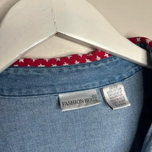 vintage 90s 1990s retro red white Blue denim button