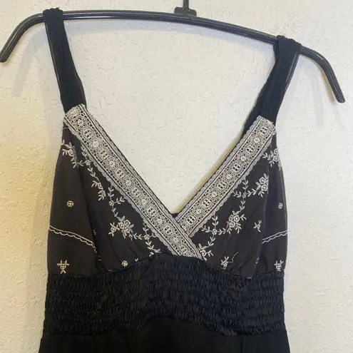 Hale Bob Black White Delicate Slip Dress Lace EUC Sz Sm Surplice V-Neck Line