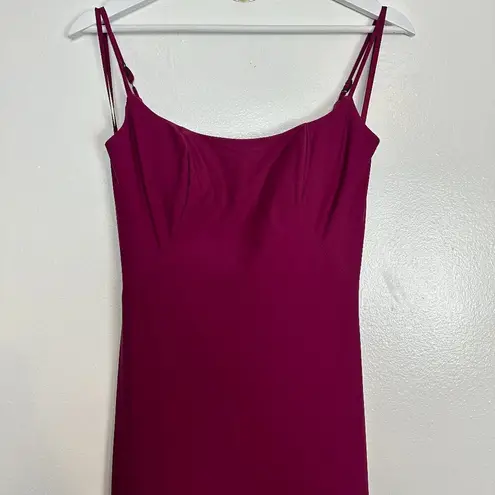 La Femme  Simple Elegant Long Jersey Dress with Scoop Neck in Burgundy