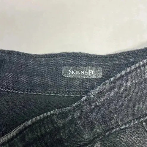 Judy Blue Skinny Fit Mid Rise Black Destroyed Buffalo Plaid Patch Jeans 15/32