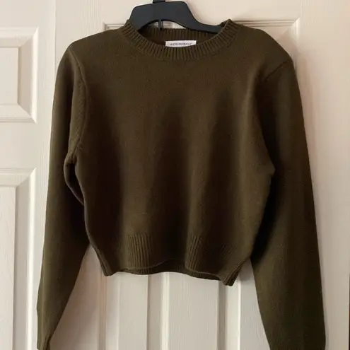 We Wore What Cropped Sweater shoulder pads olive green small oversized like new