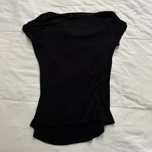 Y2K Black short sleeve top with draped detail on the front Size small