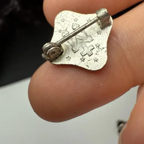 Lot Of 5 Small Brooch / Tack Pins