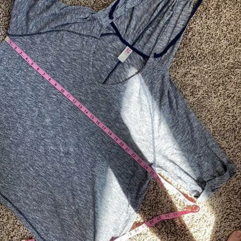 Lane Bryant 4/$20 Lane‎ Bryant Short sleeved plus size hoodie size 22/24