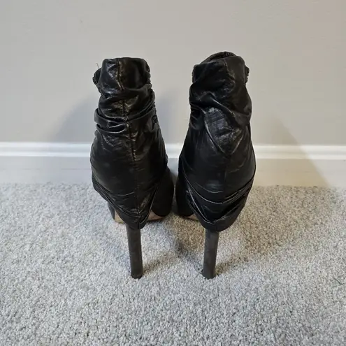 LAMB Gray Suede Scrunched Leather Stiletto Bootie Boots Size 8.5