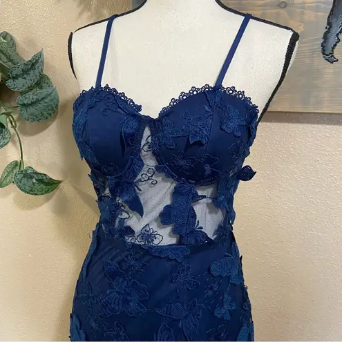NWOT Navy Blue 3D Floral Appliqué Sheer Panel Gown Size Small