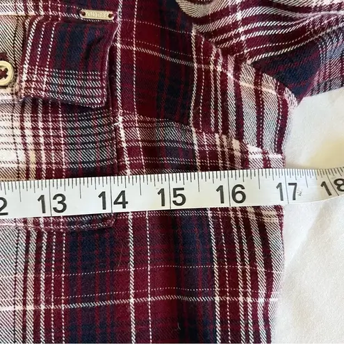 Guess  plaid flannel button down size small