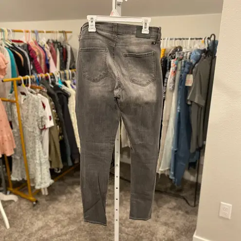 Lucky Brand  Brooke Legging Jean Distressed Faded Gray Skinny Jegging Jeans