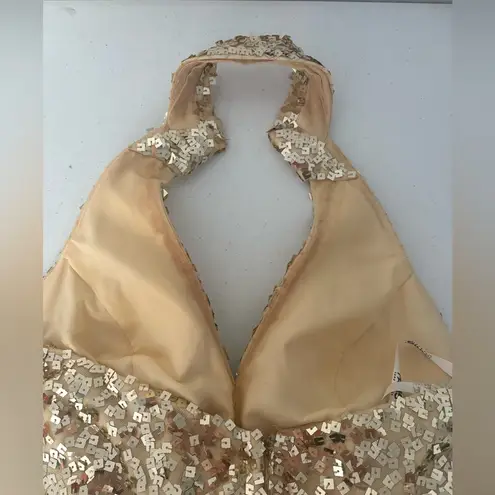 Tony Bowls Paris Mermaid Halter V Neck Formal Prom Yellow Gold Sequin Dress GUC