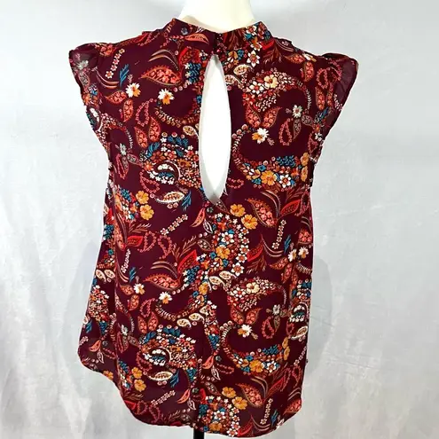 Lily White burgundy high neck paisley print top with keyhole back size medium