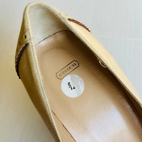 Coach  VTG Sz 7.5 Camel‎ Color Leather Cathy Spectator Pump Heels Shoes Slip On