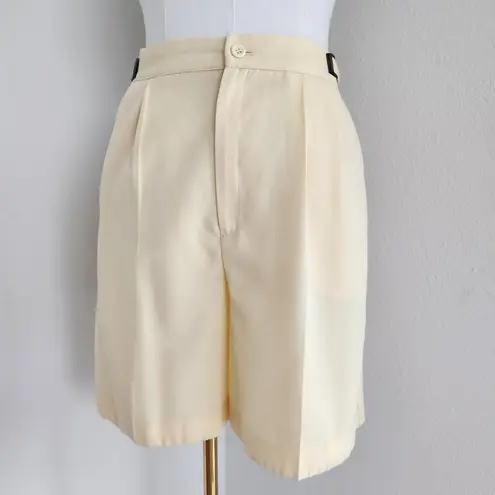 Vintage 90s High Waist Pleated Shorts Butter Yellow Linen Blend Requirements M Size M