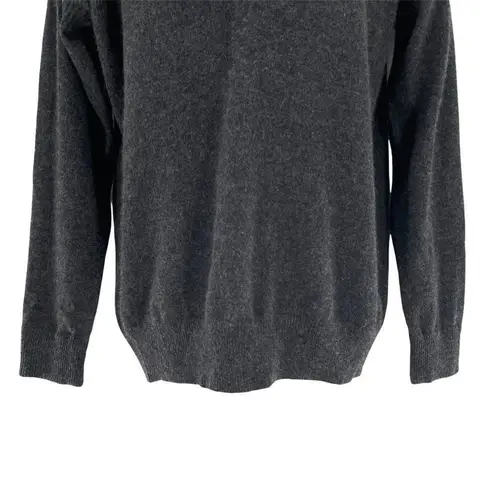 Burberry  Brit 100% Cashmere V-Neck Long Sleeve Sweater Medium