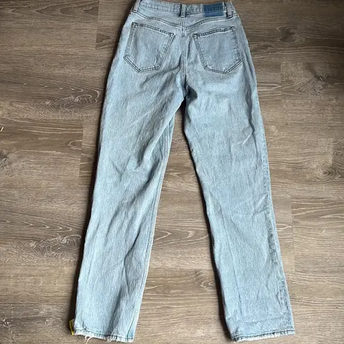 Abercrombie & Fitch  curve love Ultra High Rise 90s Straight Jean Criss Cross