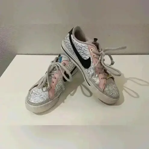 Nike  Women’s Court Legacy Serena Williams‎ Design Crew White Sneakers Size 6.5