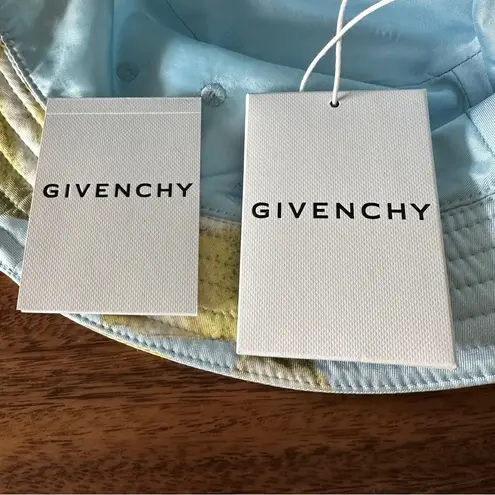 Givenchy NWT Lemon Print Silk Bucket Hat, Sky Blue, Size 56