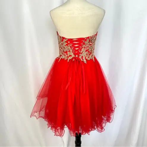 Damas By Tiffany Designs Beaded Dress GownSz‎ Small Tulle Little Red Lace Corset