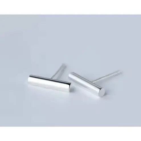Boutique Fine‎ 925 Sterling Silver Rhodium Bar Staple Stud Earrings