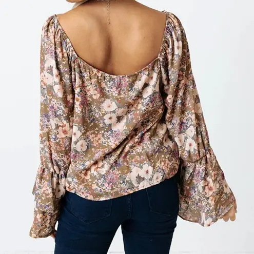 Peach Love California floral boho long bell sleeve flowy blouse Womens L