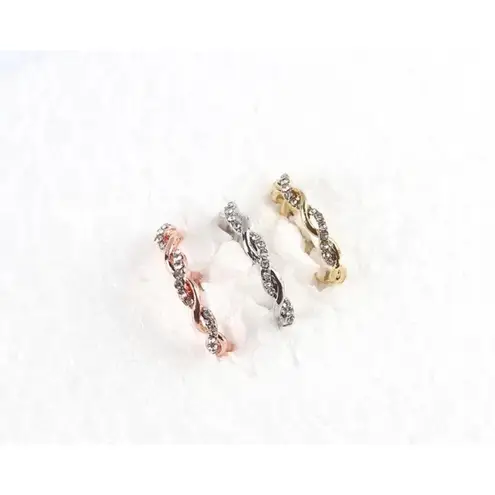 Boutique NEW 14k Gold Plated‎ S925 Simulated Diamond Twist Eternity Band Ring, Size 4