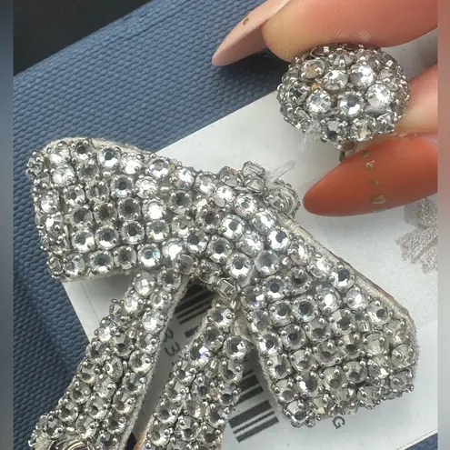 Oscar de la Renta Beaded Bow Earrings