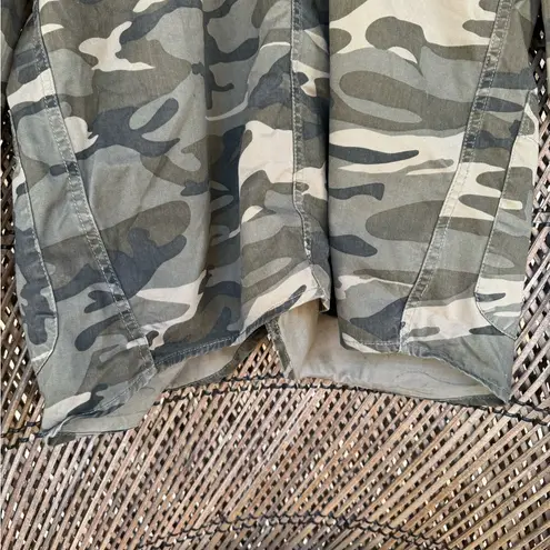 Alternative camouflage utility Jacket ( removable hood)