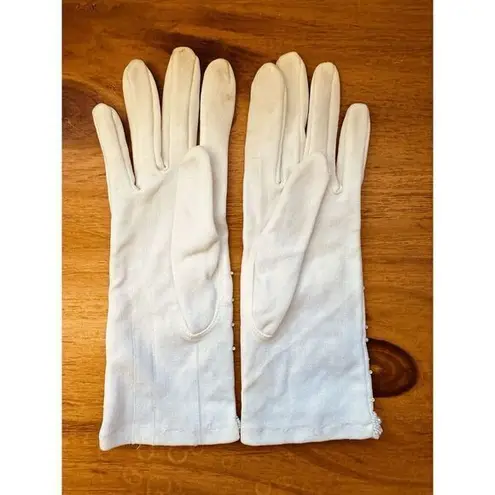 Vintage Lovely Lady Elaine Stretch Nylon Beaded Gloves White Original Package White