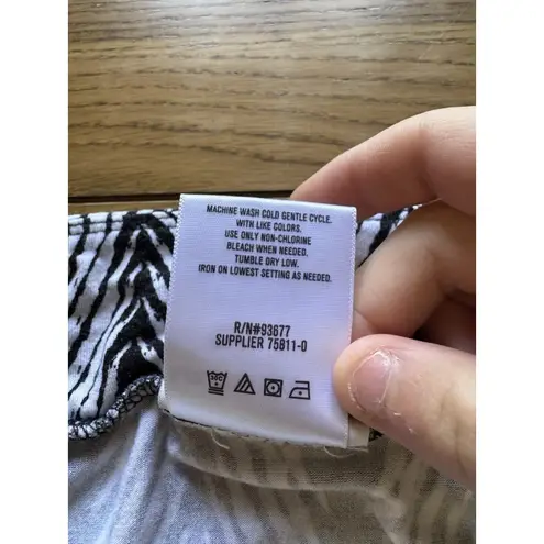 Liz Claiborne  Petite Women Size PM Stretch Office Business Casual Loungewear