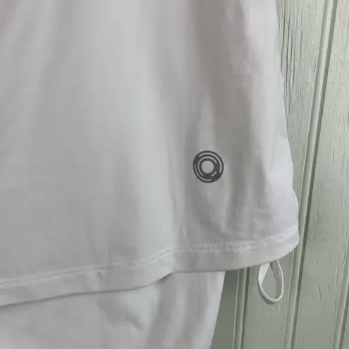 BloqUV Women's Capri Skort Skirted Leggings in White Size Large Modest Athletic