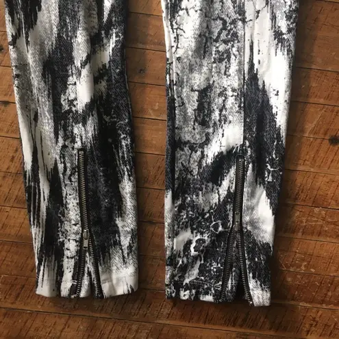 Lysse snakeskin print athletic shape wear leggings