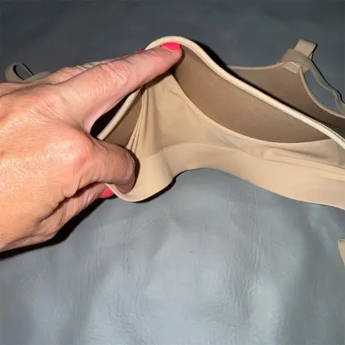 Soma Women's Enbliss Wireless Bra 36DDD Beige Adjustable Straps Seamless Fit