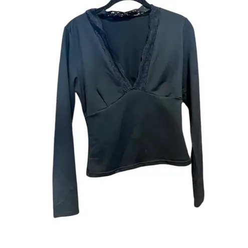 White Fox Boutique White Fox Black Long Sleeve Cropped Crop Top Knew That All Along Stretchy Medium