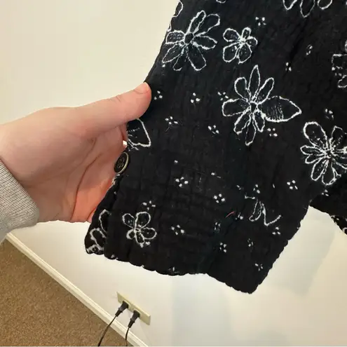 Habitat | Black Asymmetrical Button Down Long Sleeve Blouse Floral Print XL