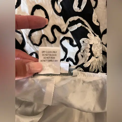 Alberto Makali Black & White Midi A-Line Ribbon Embroidered Skirt Size 4