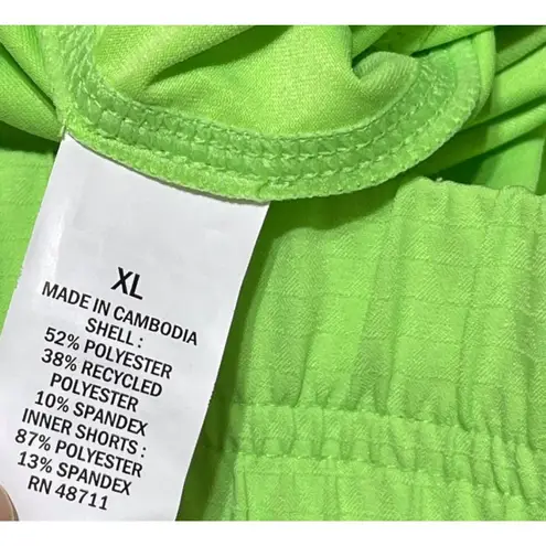 MTA Sport New New Short Neon Green XL Extra Large Athletic Running