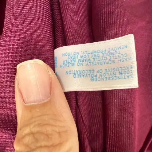 Vassarette Vintage  3/4 Sleeve Maxi Nightgown Size S Burgundy Purple Nylon Zip