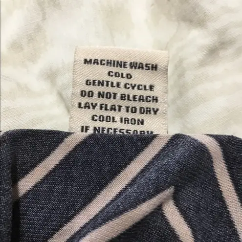 Diana Belle Brown & Tan Chevron Print Short Sleeves V Neckline Blouse S Size L