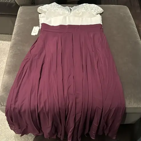 Women’s Ivory Lace Top Chiffon V