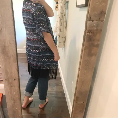 LuLaRoe  fringe kimono