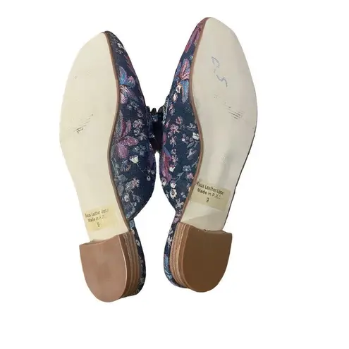 Avanti slip on floral sandals with open back size 9 Blue